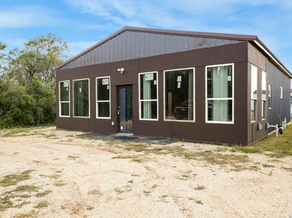 10075 E LOOP 1604 S, San Antonio, TX 78263