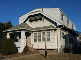 3842 N 27th St, Milwaukee, WI 53216