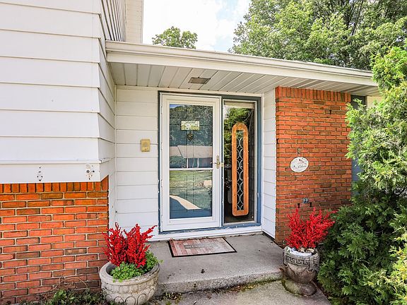 4th image of 6505 Stony Brook Dr