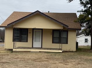 299 W Walnut Ave, Duncan, OK 73533