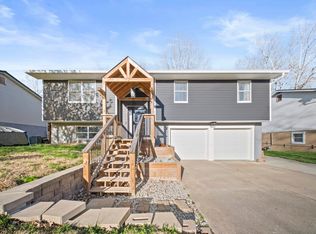 989 Williams Ave, Raceland, KY 41169