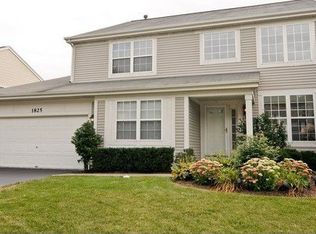 1825 Avalon Dr, Wheeling, IL