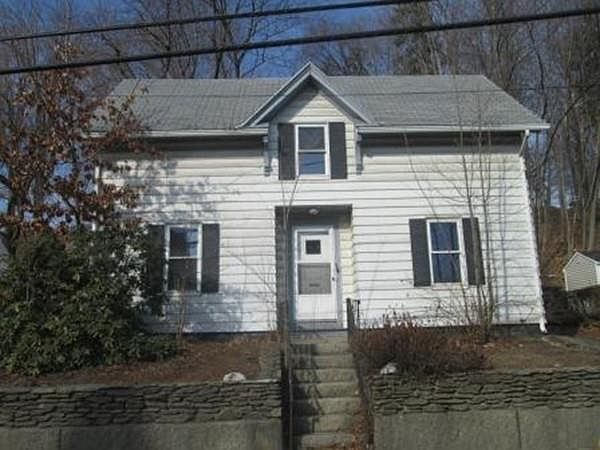 1st image of 114 Mechanic St