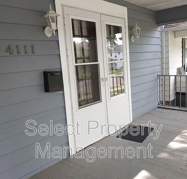 4111 S Calhoun St — Photo 2