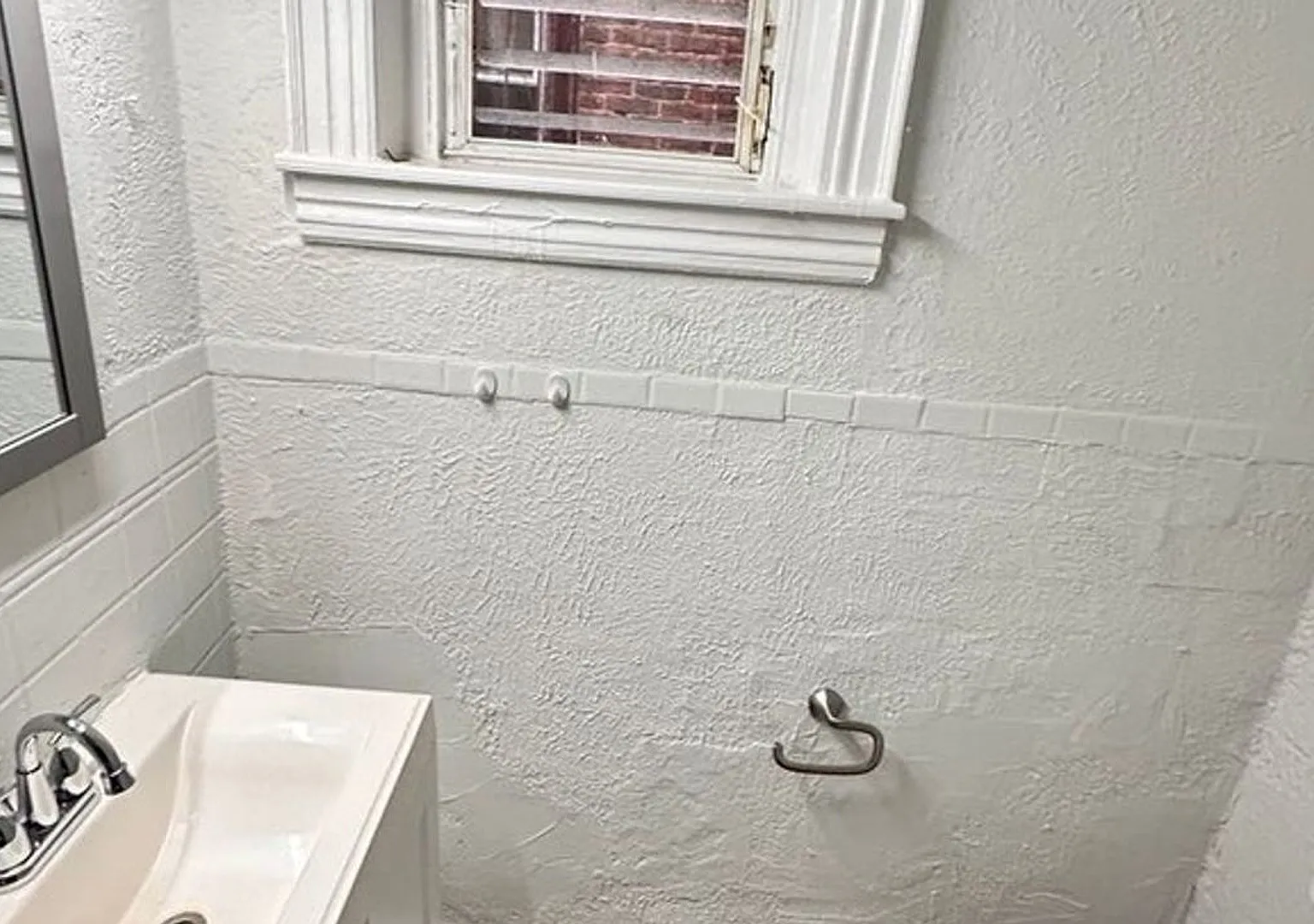 4939 Walnut Street — Photo 3
