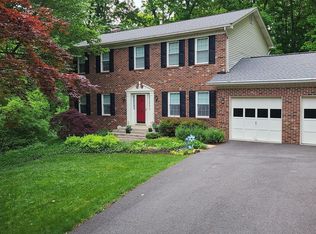 1200 Lake Ridge Dr, Sunderland, MD 20689