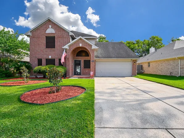 1013 Chesterwood Dr, Pearland, TX 77581