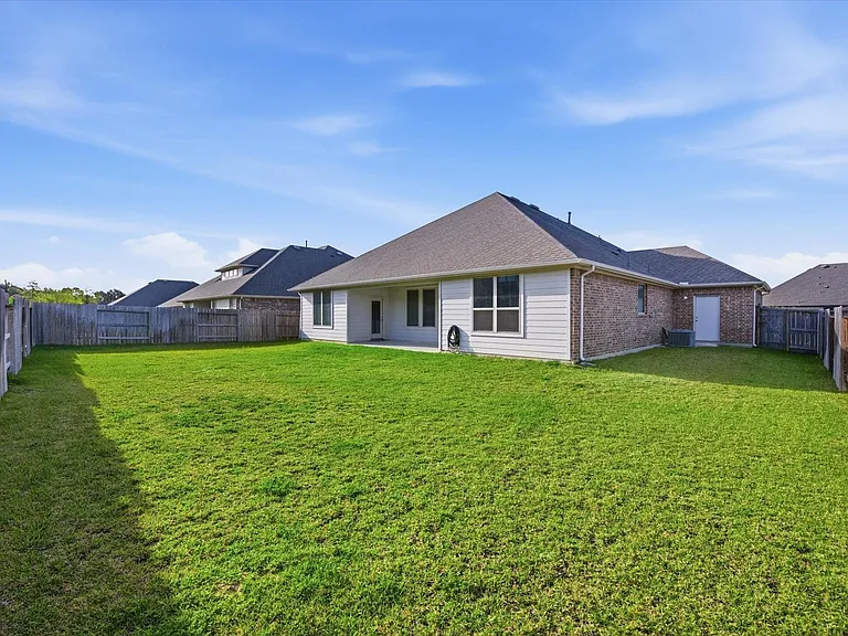31122 Gullwing Manor Dr — Photo 25