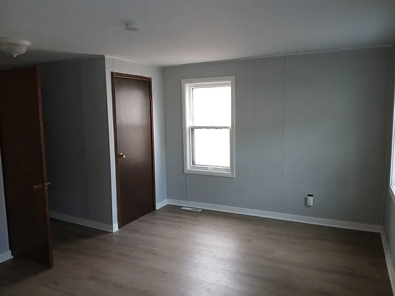 3320 E 31st St — Photo 25