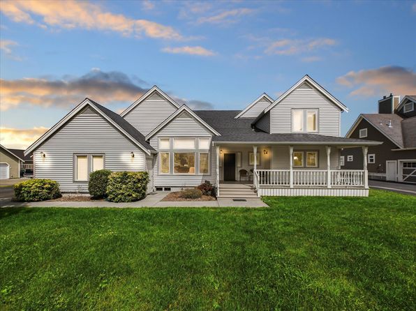 306 Lincoln Ave, Ferndale, CA 95536