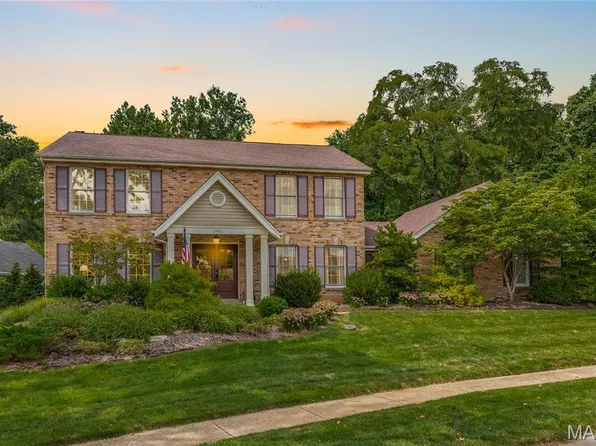 1467 Timberlake Manor Pkwy, Chesterfield, MO 63017