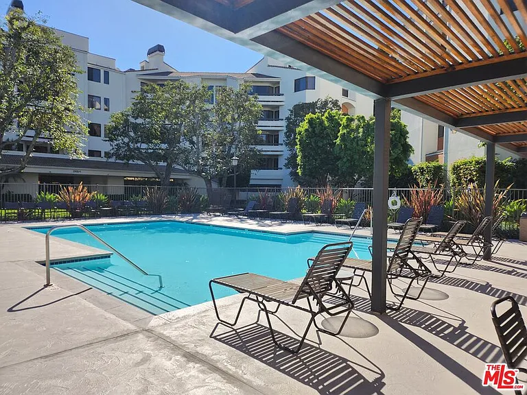2122 Century Park Ln #213 — Photo 36