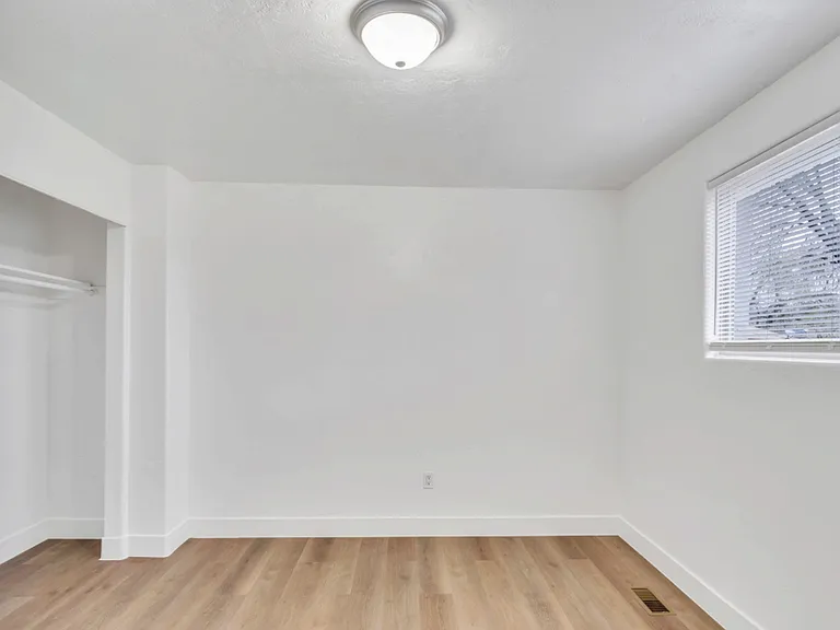 1794 W Shannon Cir #69B-R1 — Photo 13