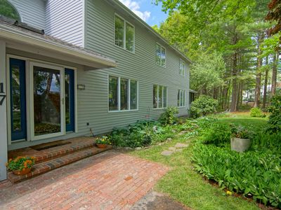 17 Appledore Ave North Hampton Nh 03862 Zillow
