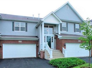 383 Ridge Rd, North Aurora, IL 60542