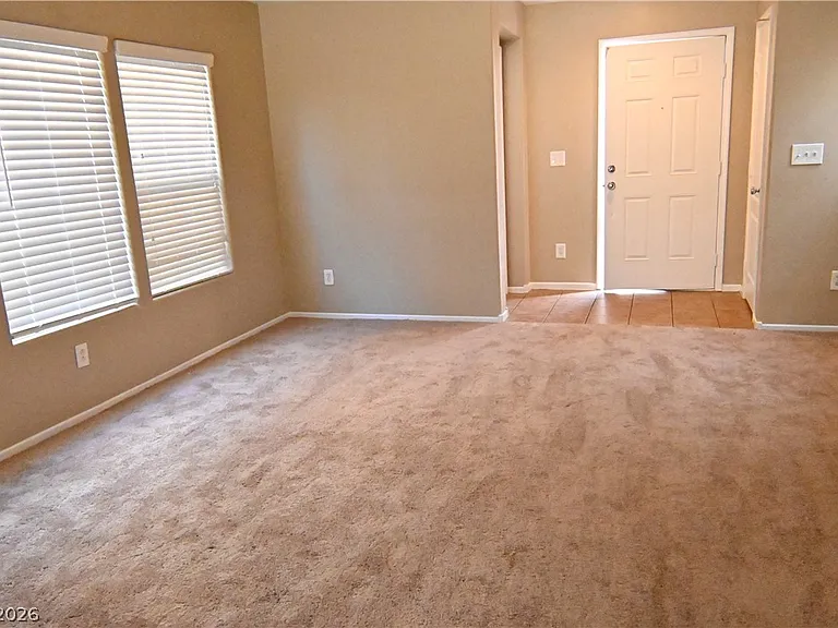 1155 Paradise Garden Dr — Photo 6