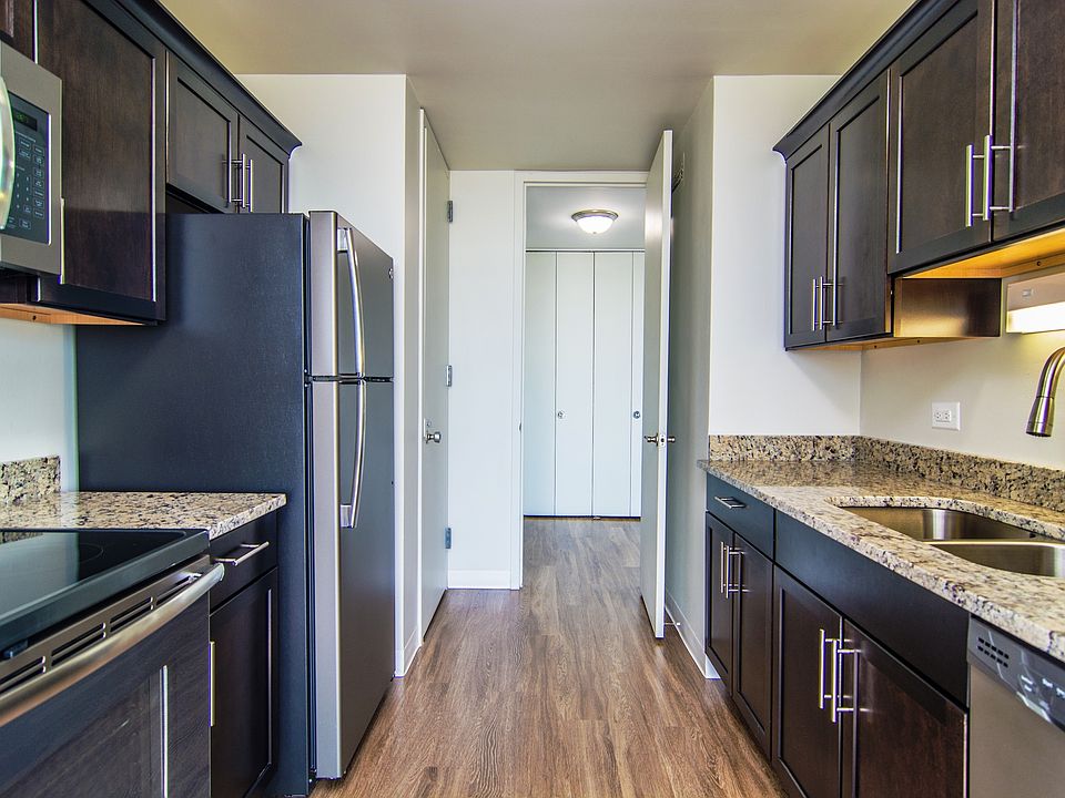 Kitchen - three bedroom apartment