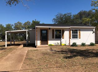 1102 Bee St, Brady, TX 76825