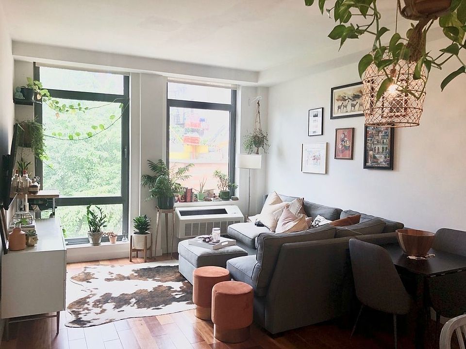 1st image of 321 E 3rd St APT 3C