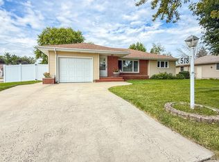 518 S Orient St, Fairmont, MN 56031