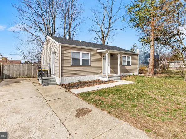 28 Gene Ave, New Castle, DE 19720