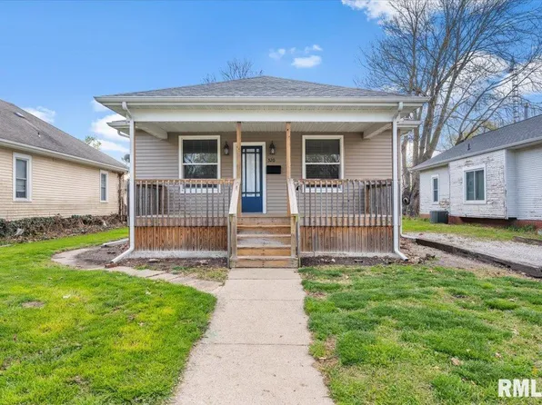 520 N 6th St, Auburn, IL 62615
