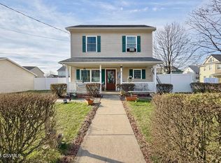 235 E 9th St, Berwick, PA 18603