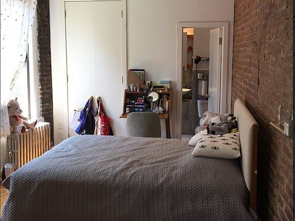 3rd image of 229 Elizabeth St APT 14
