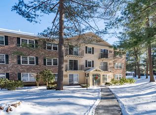 5 Autumn Leaf Dr APT 8, Nashua, NH 03060