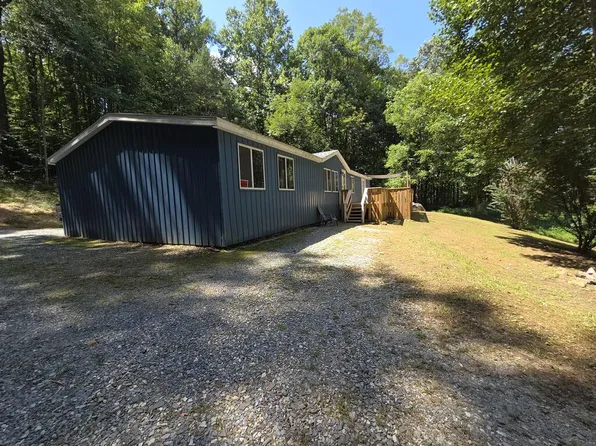 1522 Red Marble Rd, Andrews, NC 28901