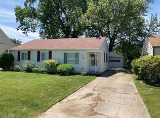 1024 Quentin Rd, Eastlake, OH 44095