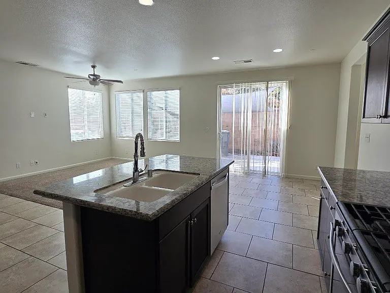 3246 Monterosa Ln — Photo 12