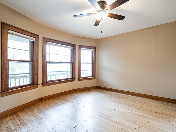 3rd image of 2800-2802 S Clement Ave #2800