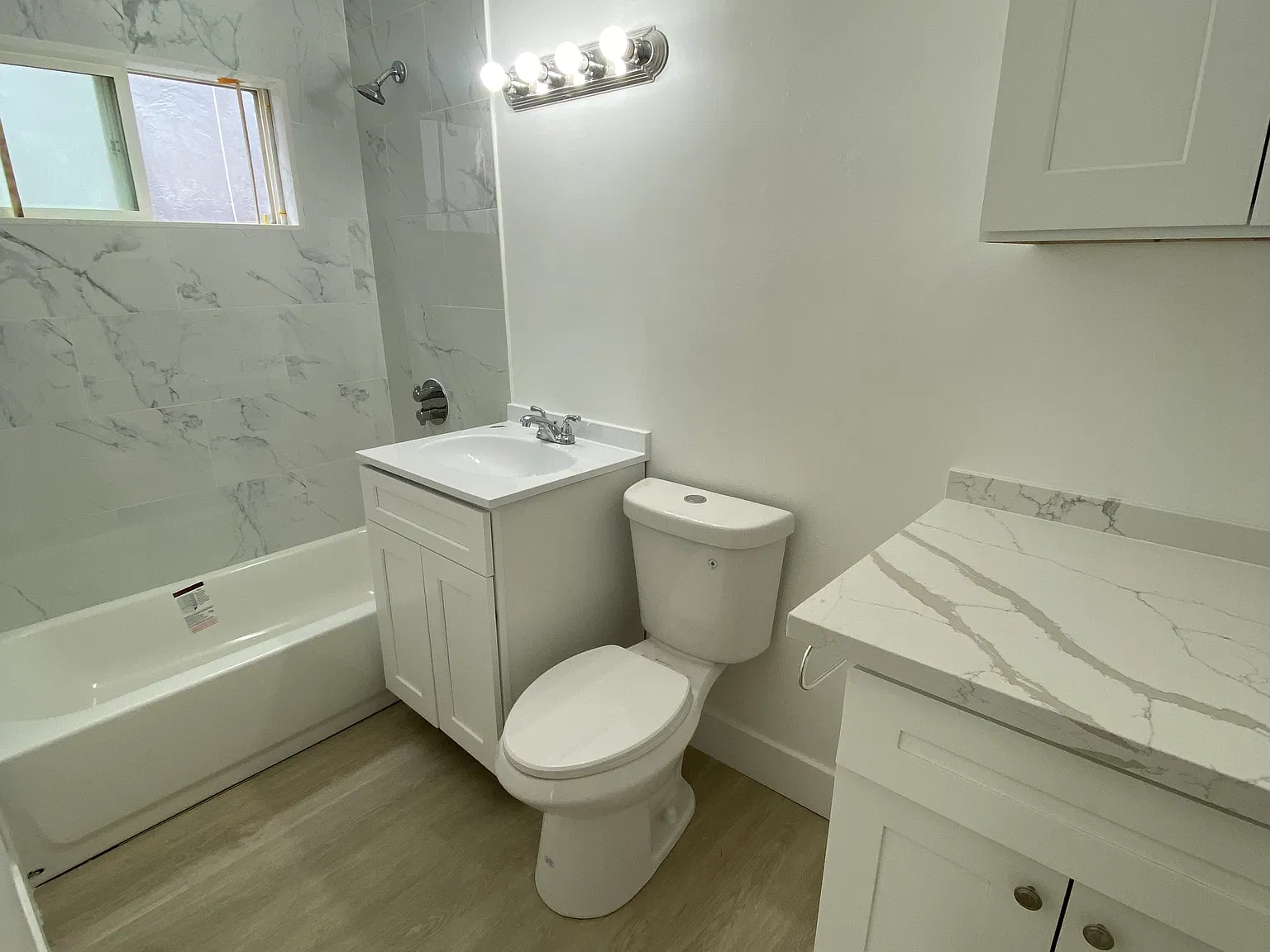 1 bed, 600 sqft, $2,300 — Photo 3
