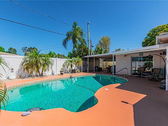 2nd image of 8697 Lantana Dr