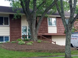 5779 Essex Ct, Hanover Park, IL 60133