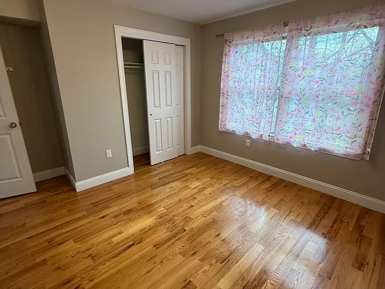 381 Communipaw Ave #1B — Photo 5