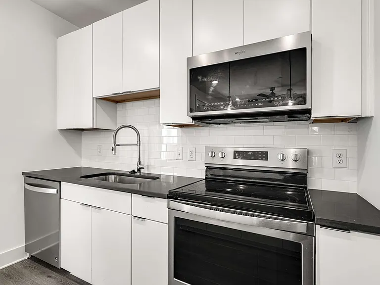 1608 Marshall Hollow Dr #201 — Photo 9