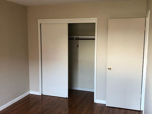 3rd image of 5219 Colusa Ave