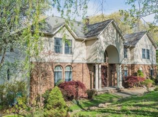 16 Crestfield Rd, Boonton Township, NJ 07005