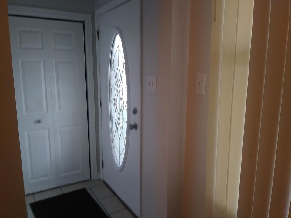 1st image of 231 155th Pl