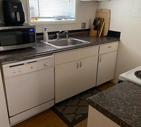 5th image of 6744 Mary Ave NW #3