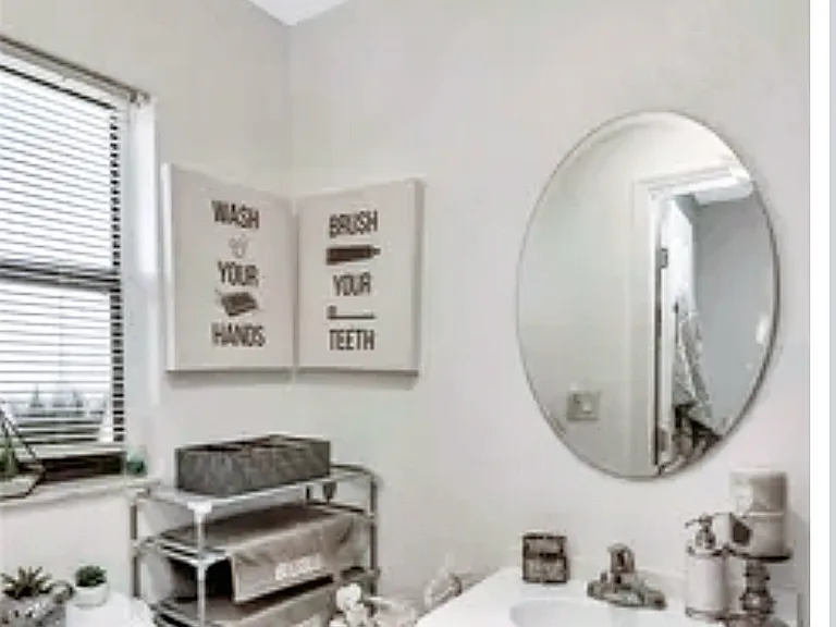 Evans Dr — Photo 2