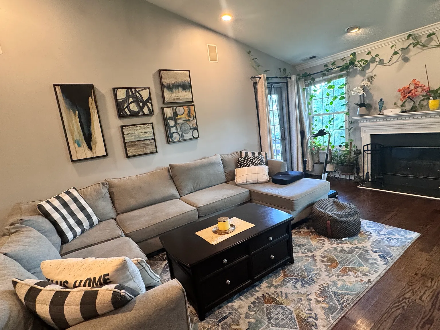 3 bed, 1600 sqft, $3,200 — Photo 4