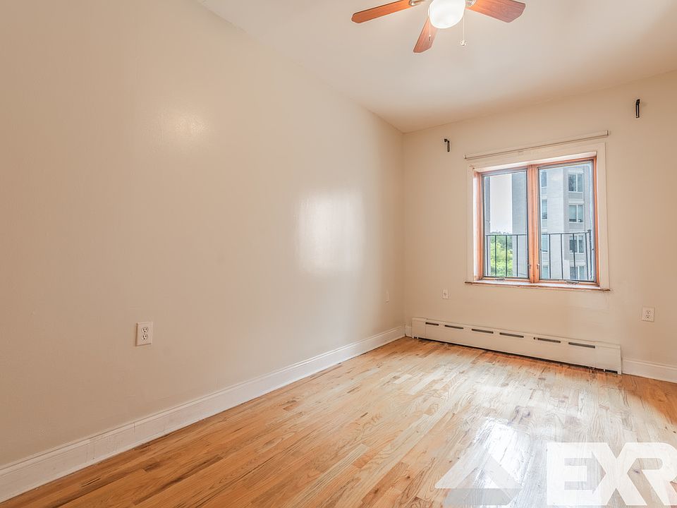 1st image of 914 Bergen St #3L