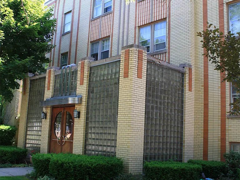24 N Goodman St #3B — Photo 11