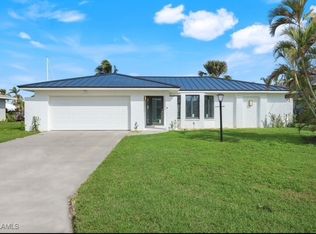 1721 SE 44th St, Cape Coral, FL 33904