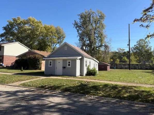 458 N Washington Ave, Kankakee, IL 60901