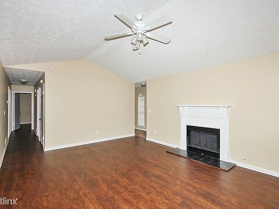3rd image of 7068 Babbling Brook Dr