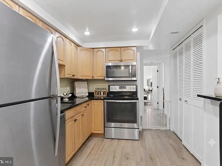 129 Willow Pl — Photo 8